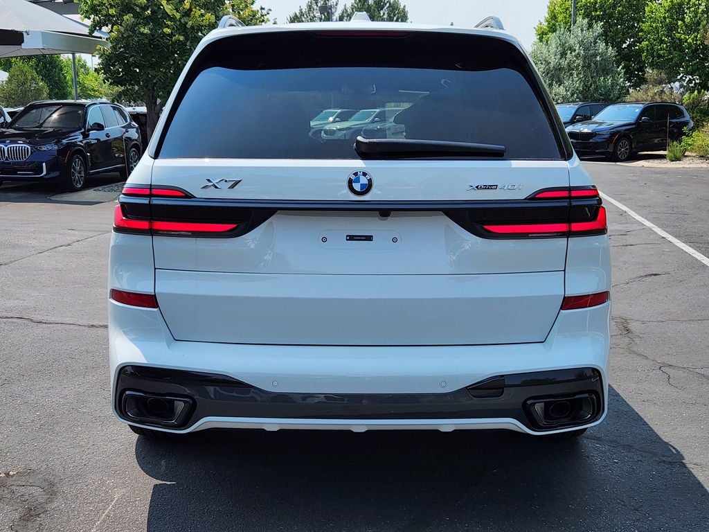 2027 BMW X7 xDrive40i