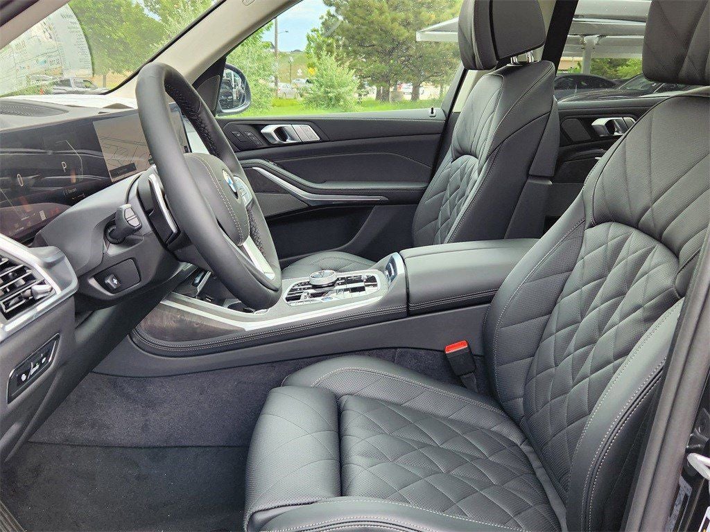 2026 BMW X7 xDrive40i Courtesy Vehicle