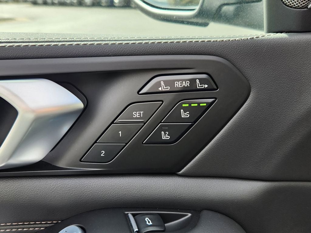 2026 BMW X7 xDrive40i Courtesy Vehicle