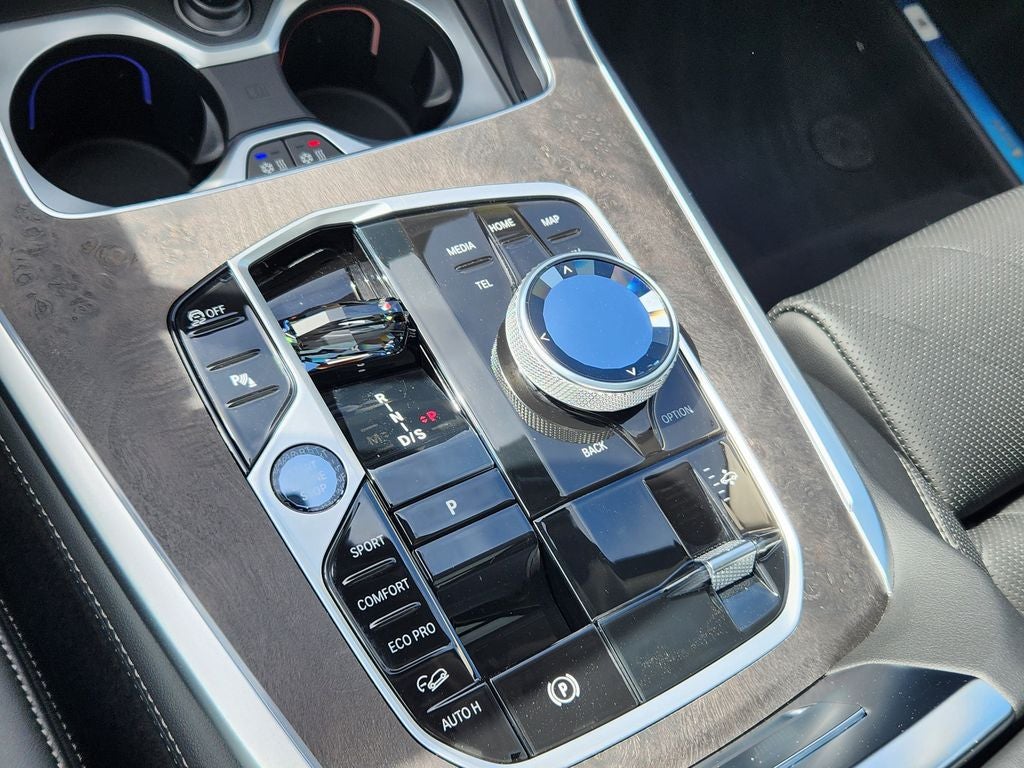 2026 BMW X7 xDrive40i Courtesy Vehicle