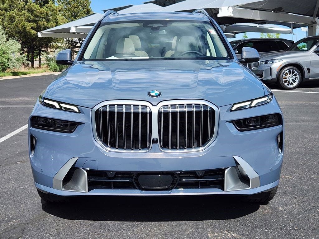 2027 BMW X7 xDrive40i Courtesy Vehicle
