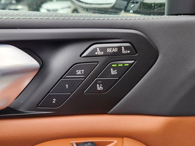 2027 BMW X7 xDrive40i