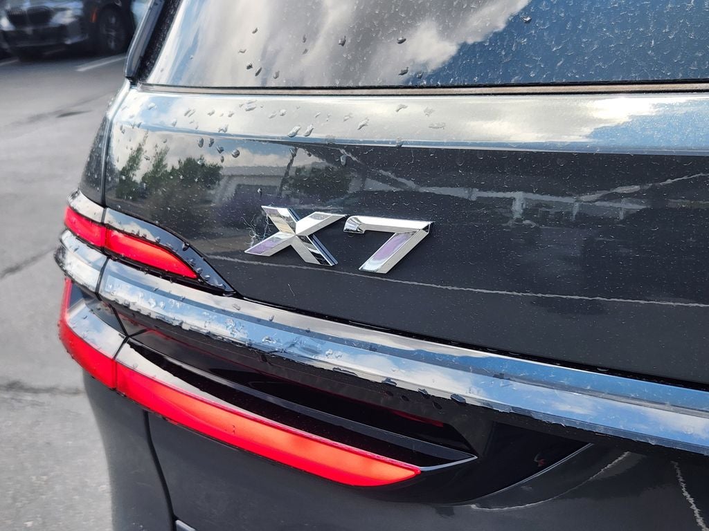 2027 BMW X7 xDrive40i