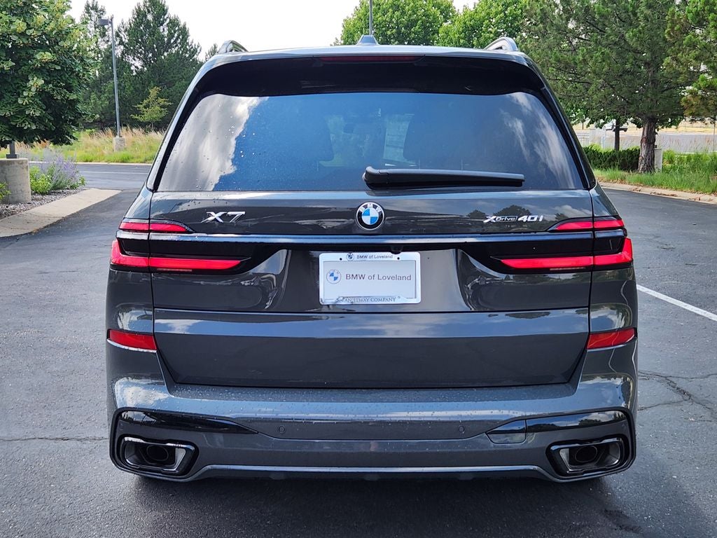 2027 BMW X7 xDrive40i