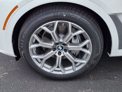 2027 BMW X7 xDrive40i