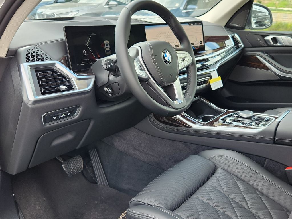 2027 BMW X7 xDrive40i