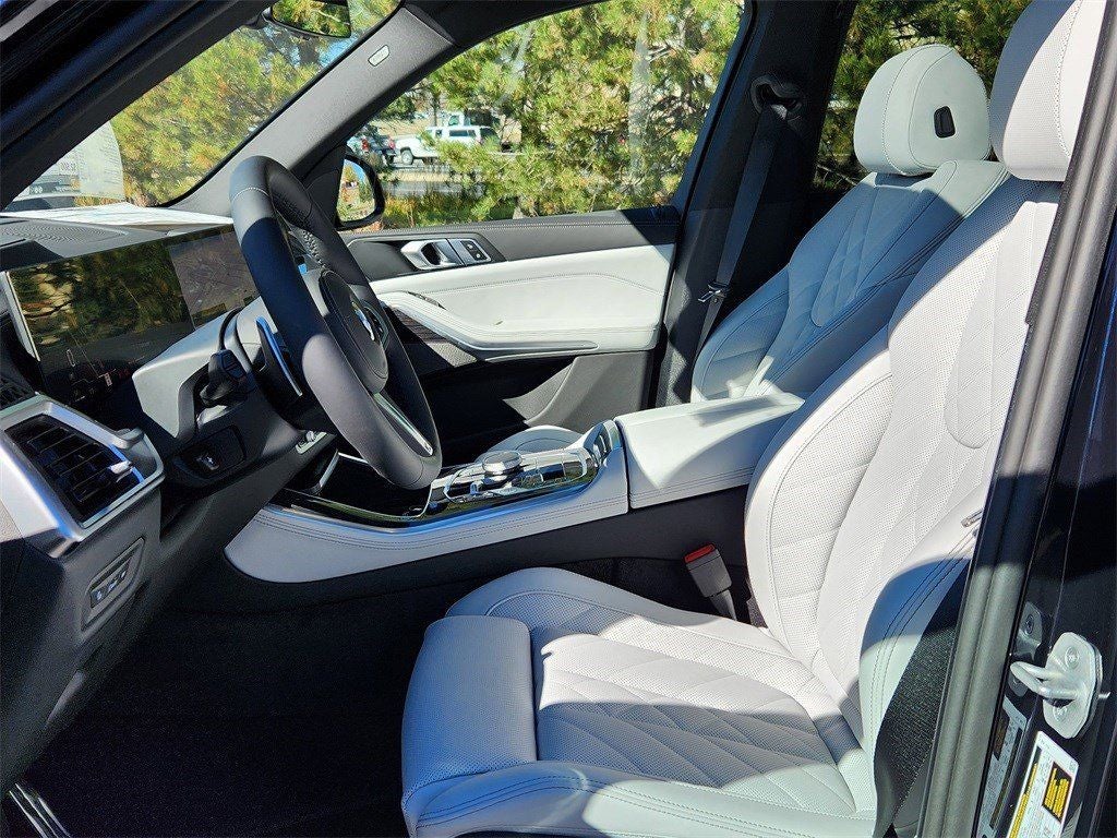 2026 BMW X5 xDrive40i Courtesy Vehicle