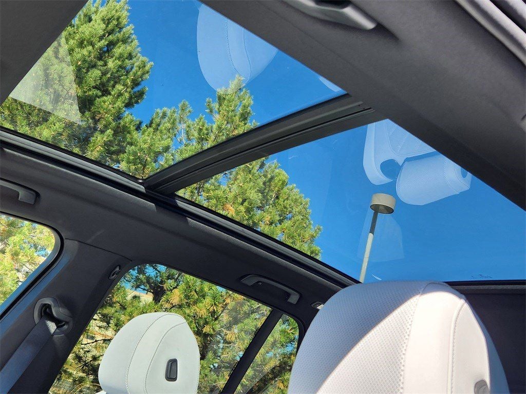 2026 BMW X5 xDrive40i Courtesy Vehicle