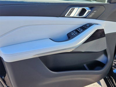 2026 BMW X5 xDrive40i Courtesy Vehicle