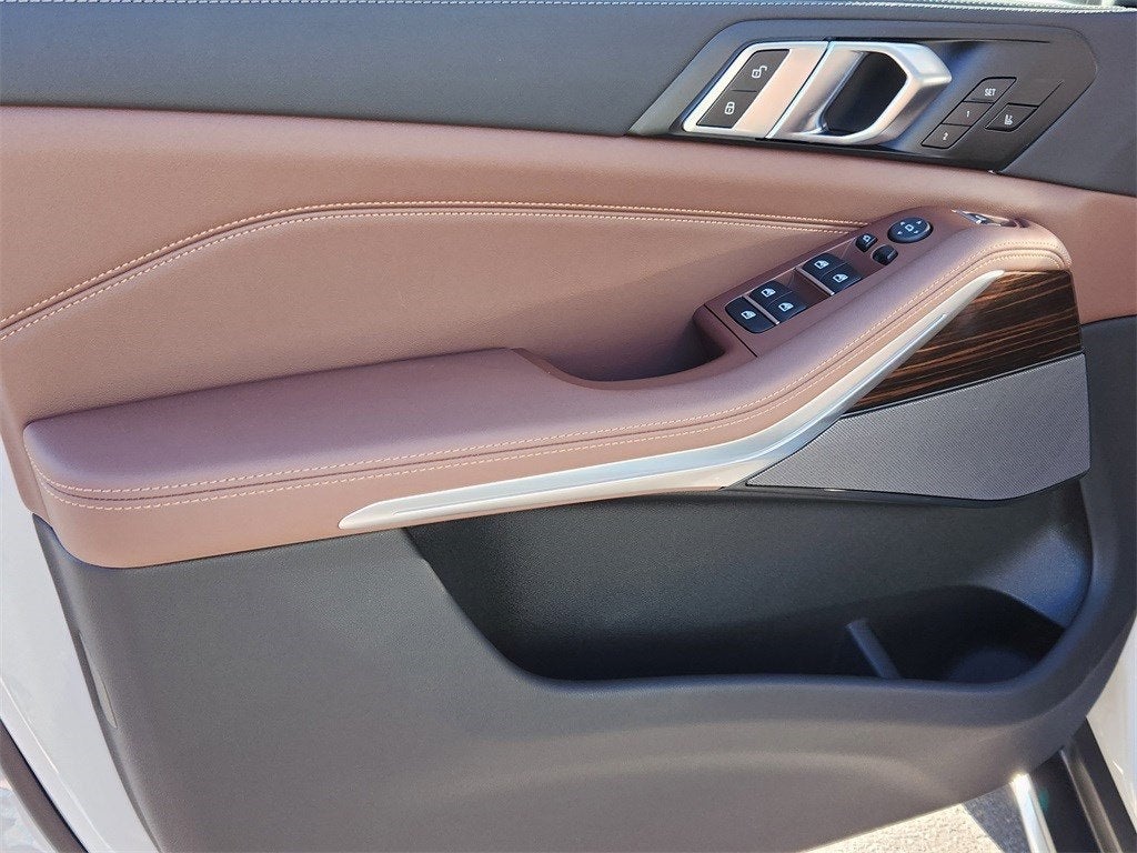 2026 BMW X5 xDrive40i Courtesy Vehicle