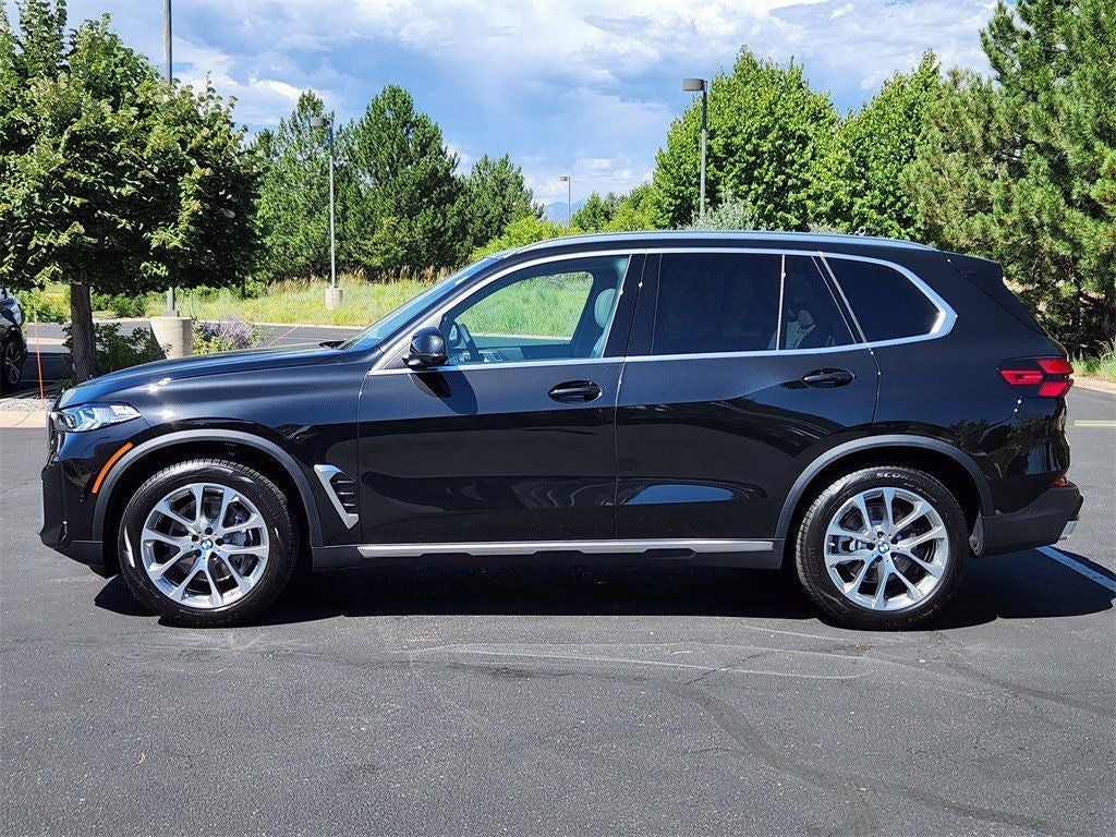 2026 BMW X5 xDrive40i Courtesy Vehicle