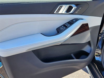 2026 BMW X5 xDrive40i Courtesy Vehicle