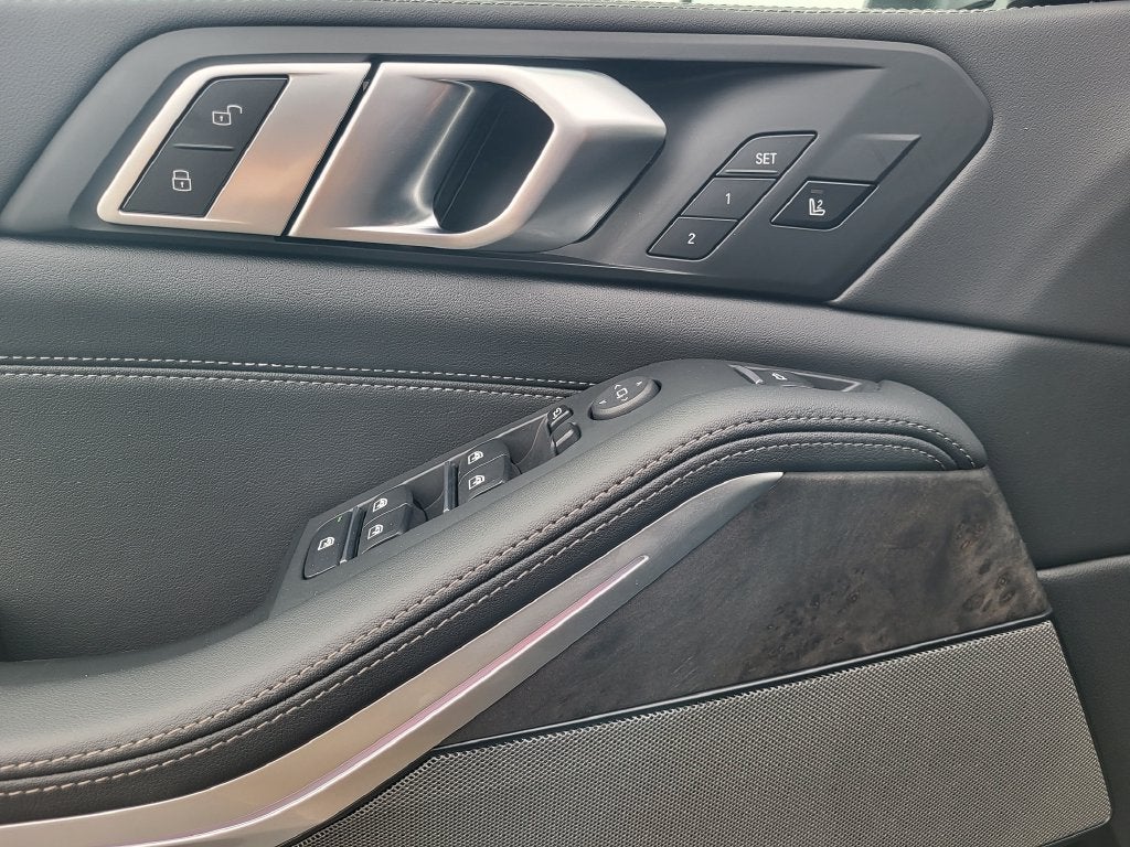 2026 BMW X5 xDrive40i Courtesy Vehicle