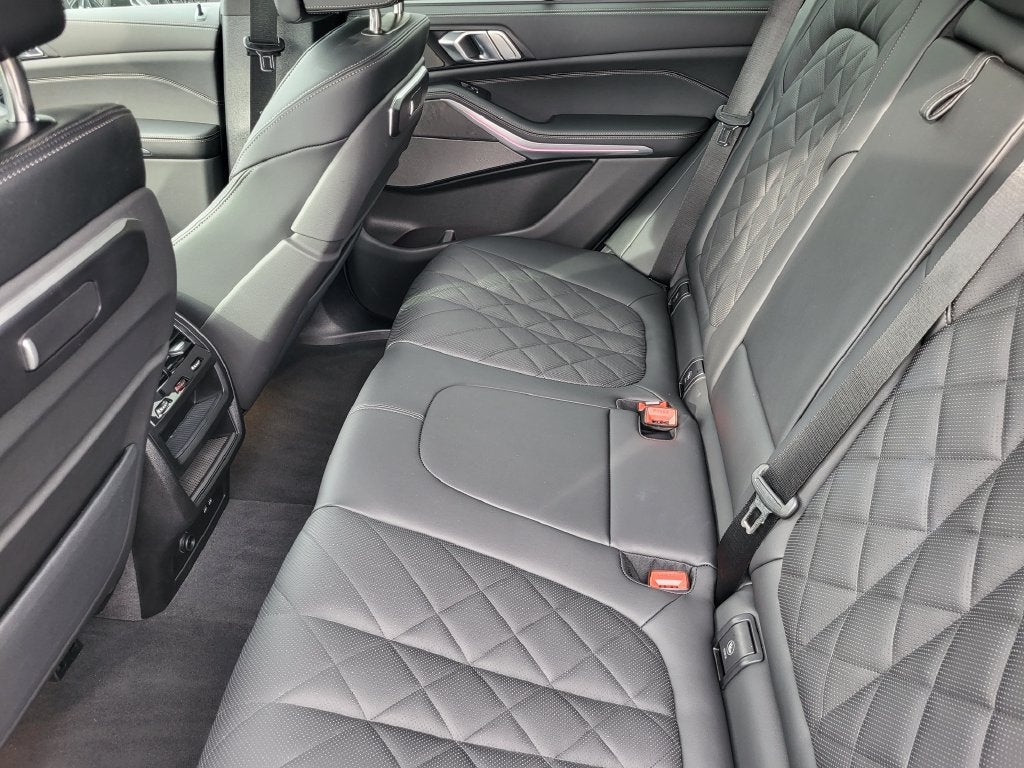 2026 BMW X5 xDrive40i Courtesy Vehicle