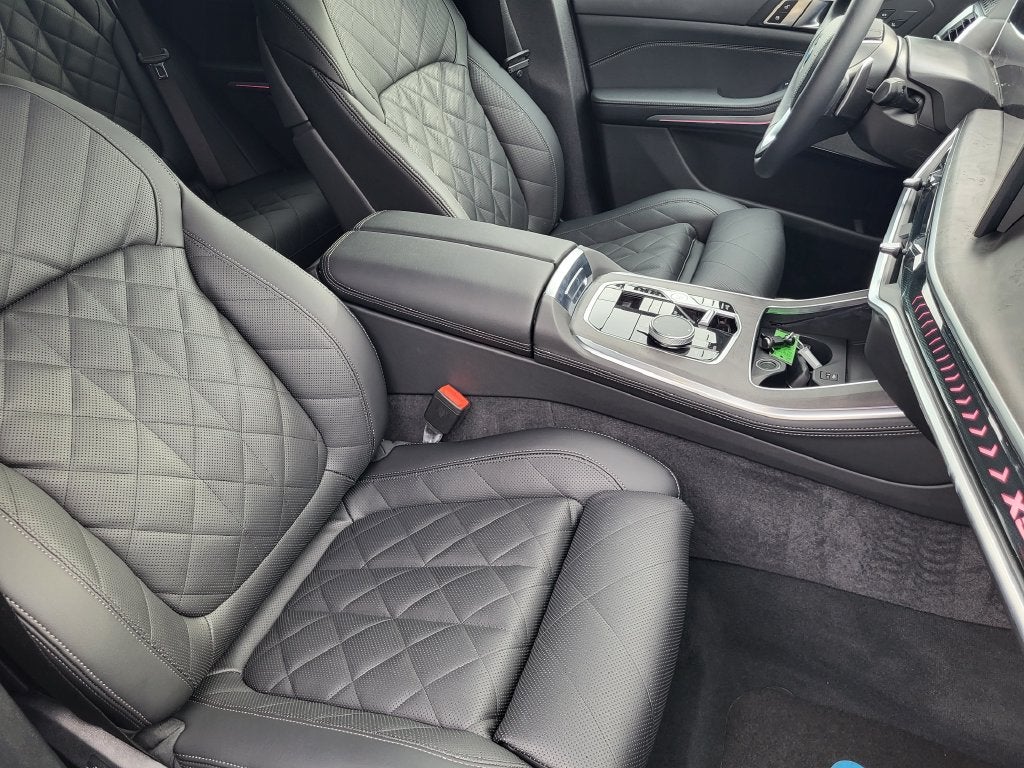 2026 BMW X5 xDrive40i Courtesy Vehicle