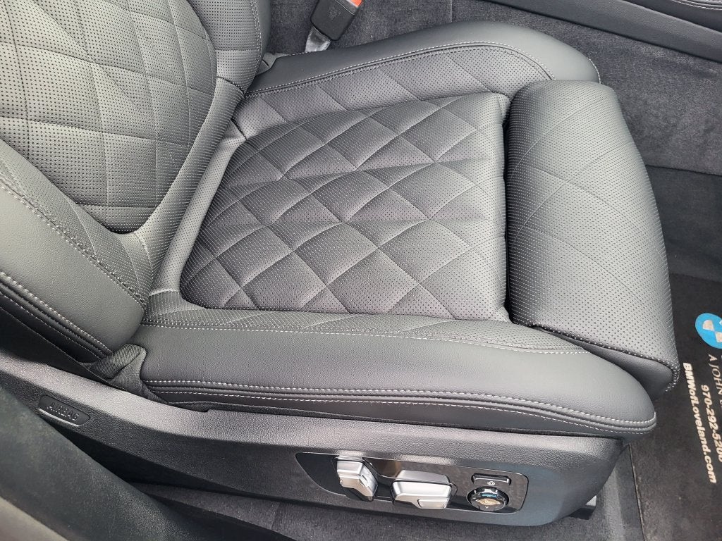 2026 BMW X5 xDrive40i Courtesy Vehicle