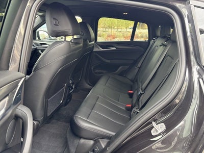 2025 BMW X4 xDrive30i