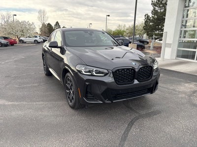 2025 BMW X4 xDrive30i