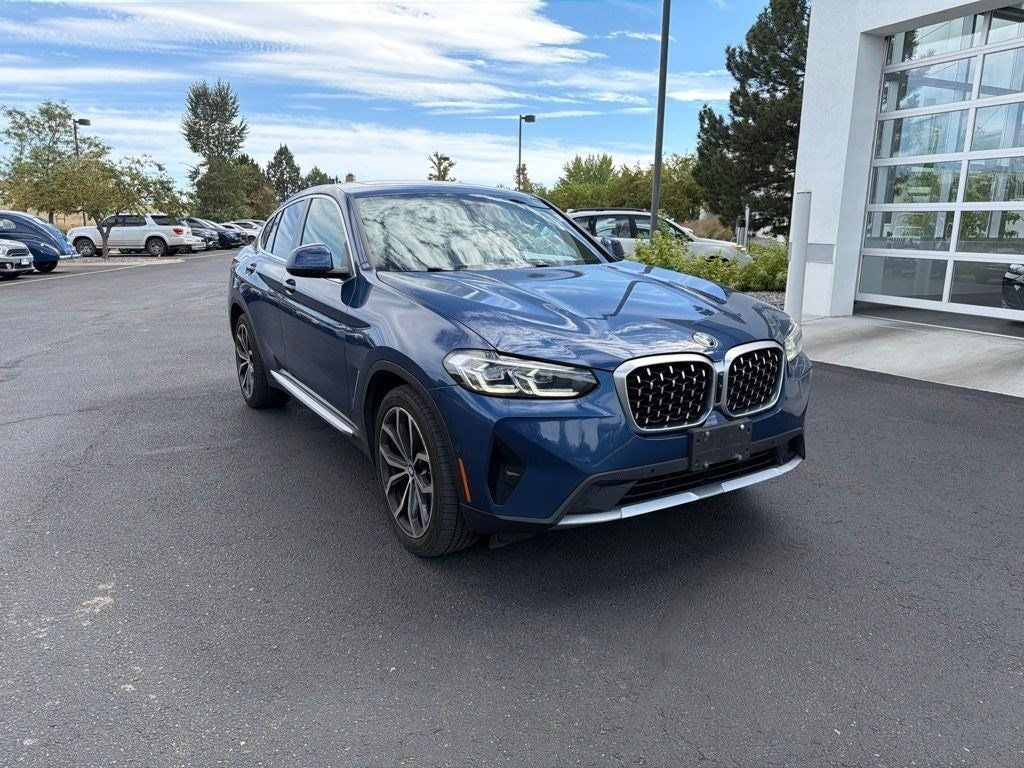 2022 BMW X4 xDrive30i