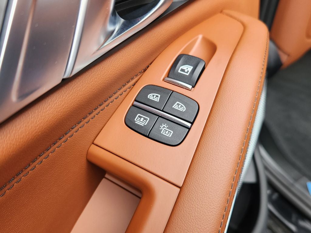 2026 BMW X7 M60i