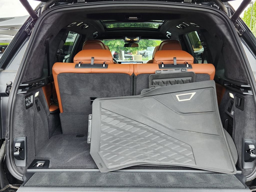 2026 BMW X7 M60i