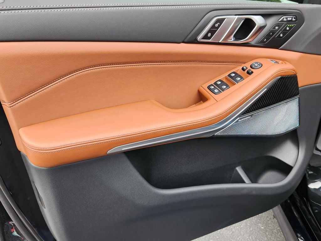 2026 BMW X7 M60i