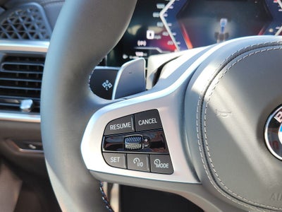 2025 BMW X7 M60i