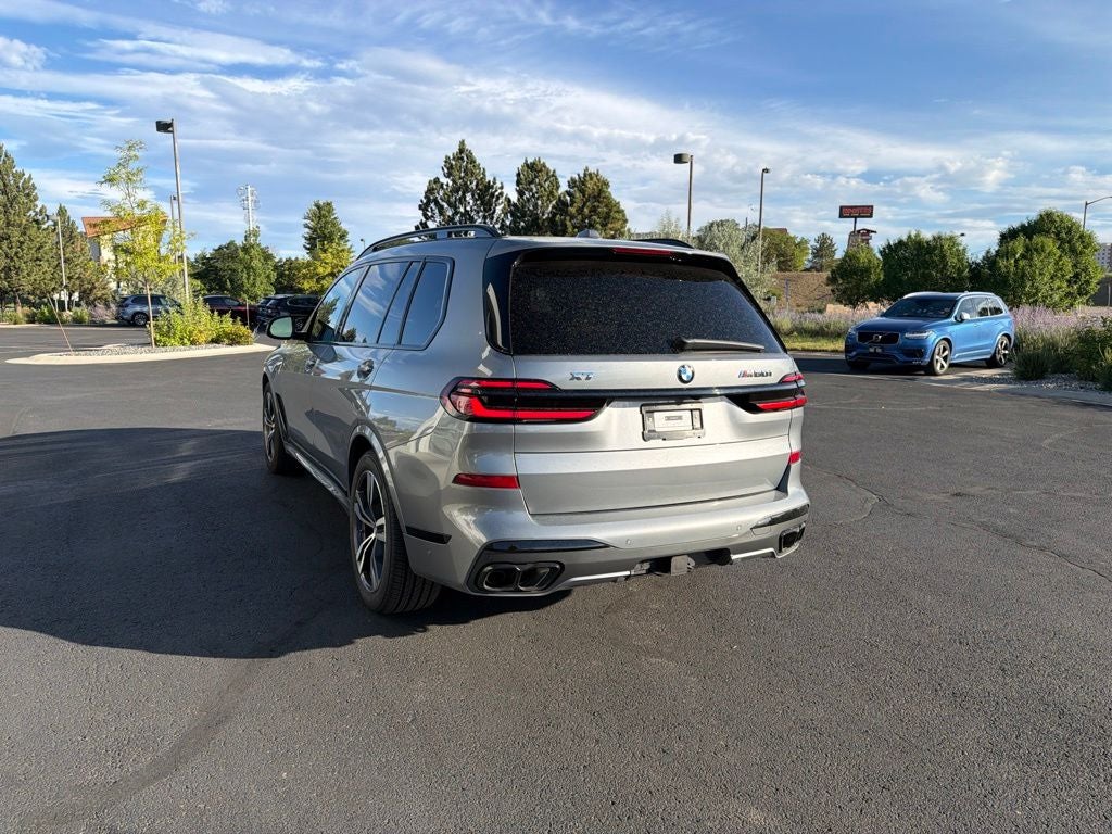 2025 BMW X7 M60i