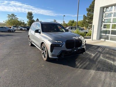 2025 BMW X7 M60i