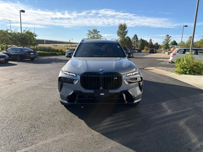 2025 BMW X7 M60i