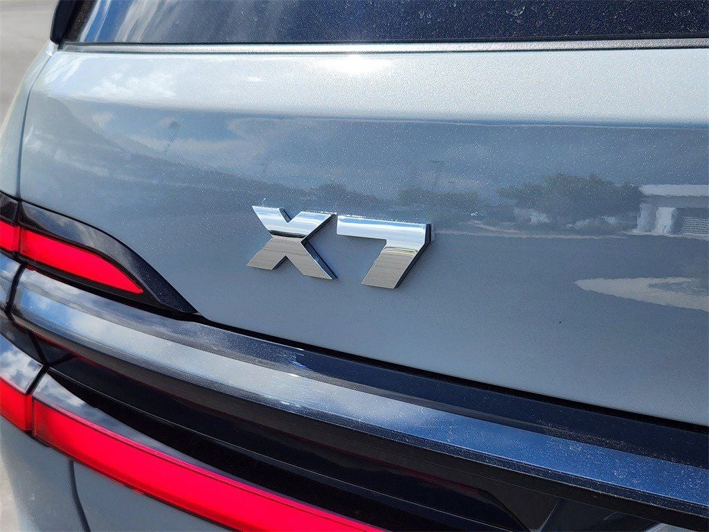 2026 BMW X7 M60i Courtesy Vehicle