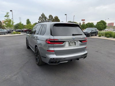 2025 BMW X7 M60i