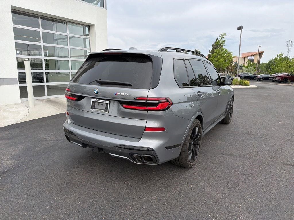 2025 BMW X7 M60i