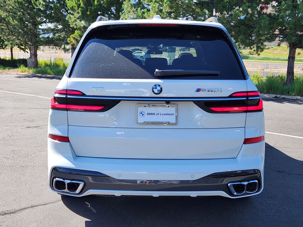2027 BMW X7 M60i
