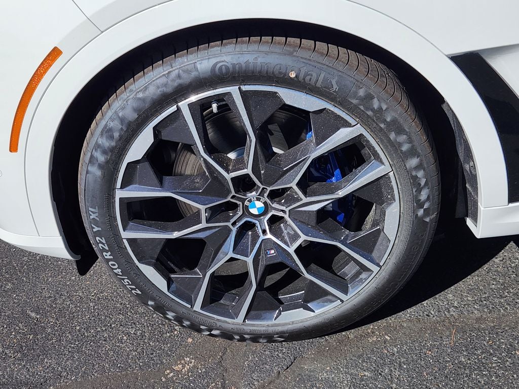 2027 BMW X7 M60i