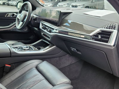 2025 BMW X5 M60i