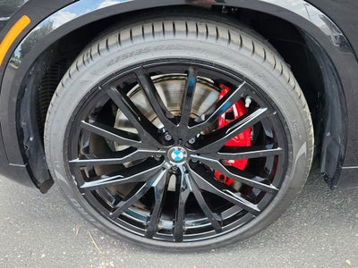 2025 BMW X5 M60i