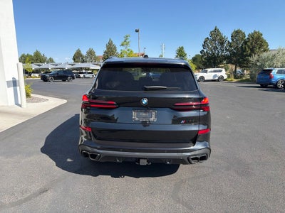 2025 BMW X5 M60i