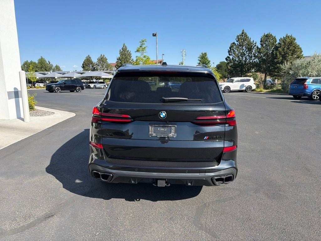 2025 BMW X5 M60i