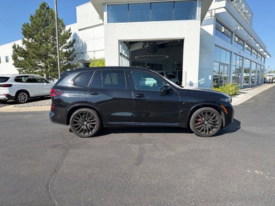 2025 BMW X5 M60i