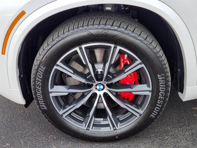 2026 BMW X5 M60i