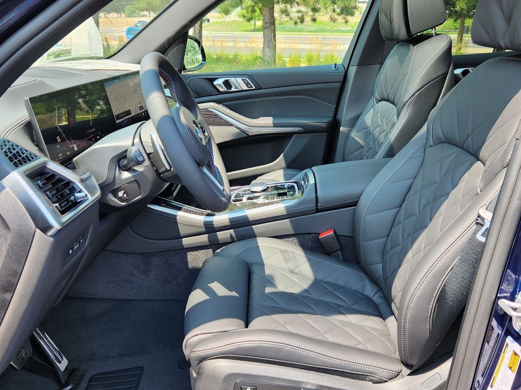 2026 BMW X5 M60i