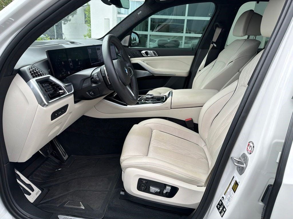 2024 BMW X5 M60i