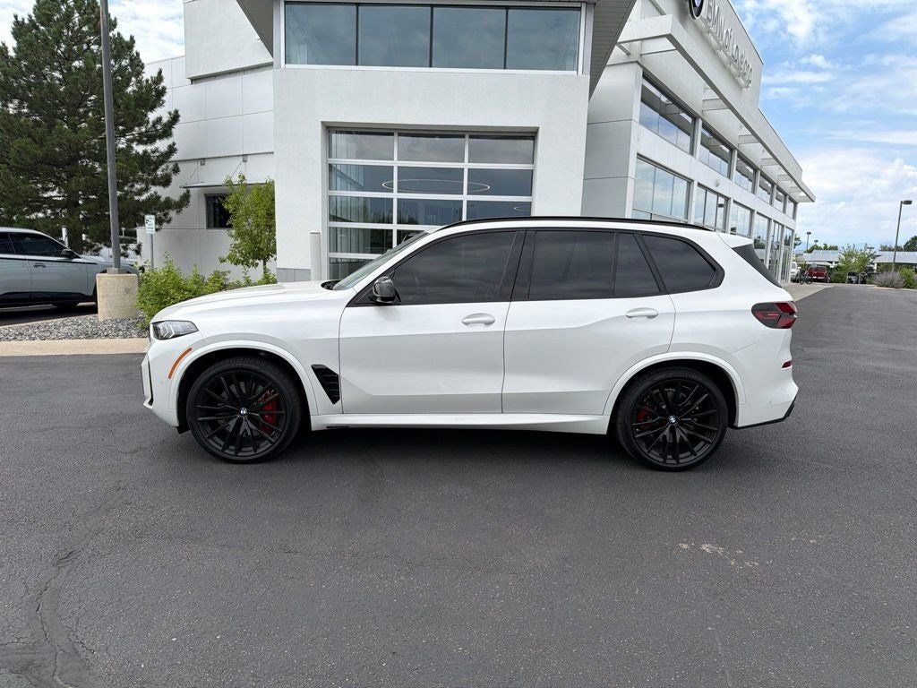 2024 BMW X5 M60i