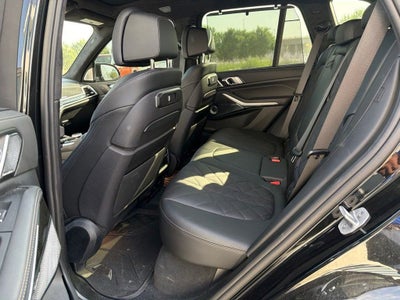 2025 BMW X5 M60i