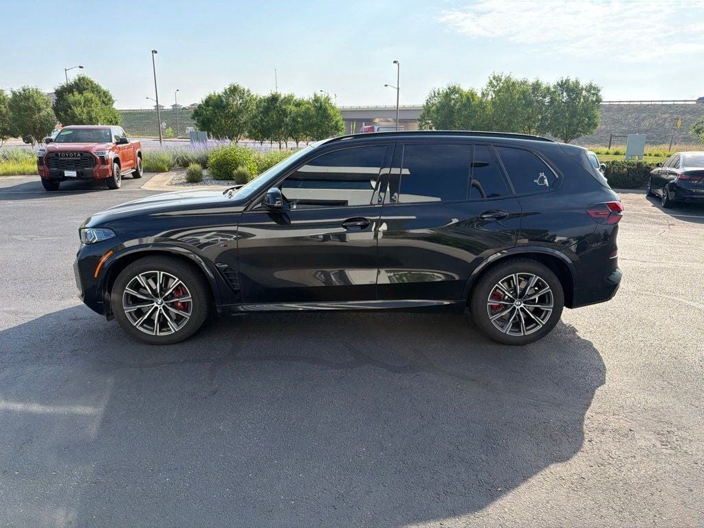 2025 BMW X5 M60i