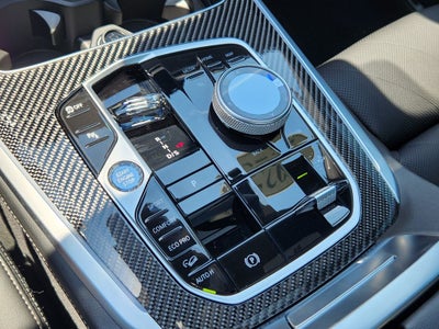 2025 BMW X5 M60i