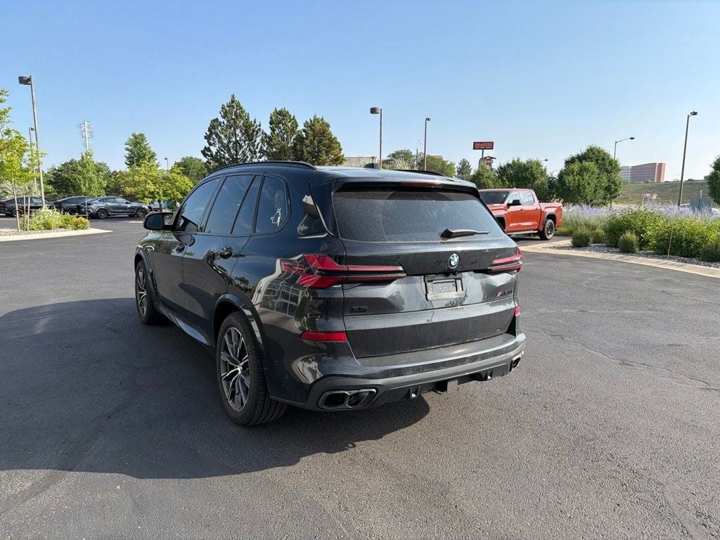 2025 BMW X5 M60i