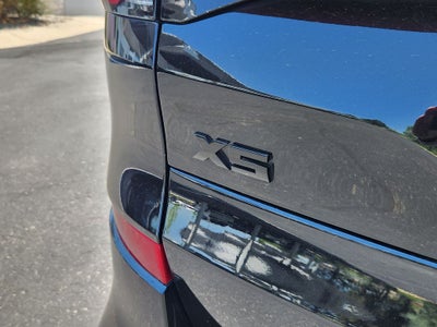 2025 BMW X5 M60i
