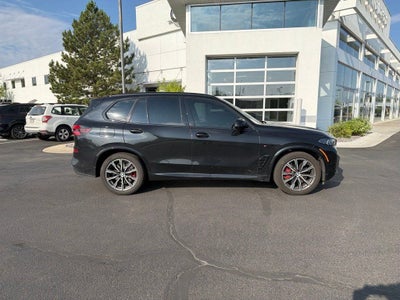 2025 BMW X5 M60i